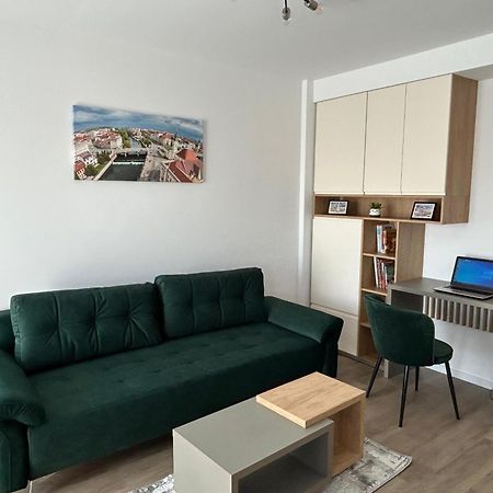 Coquette Studio Central Oradea Exterior foto